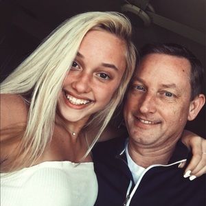 Meet your Posher, Carson